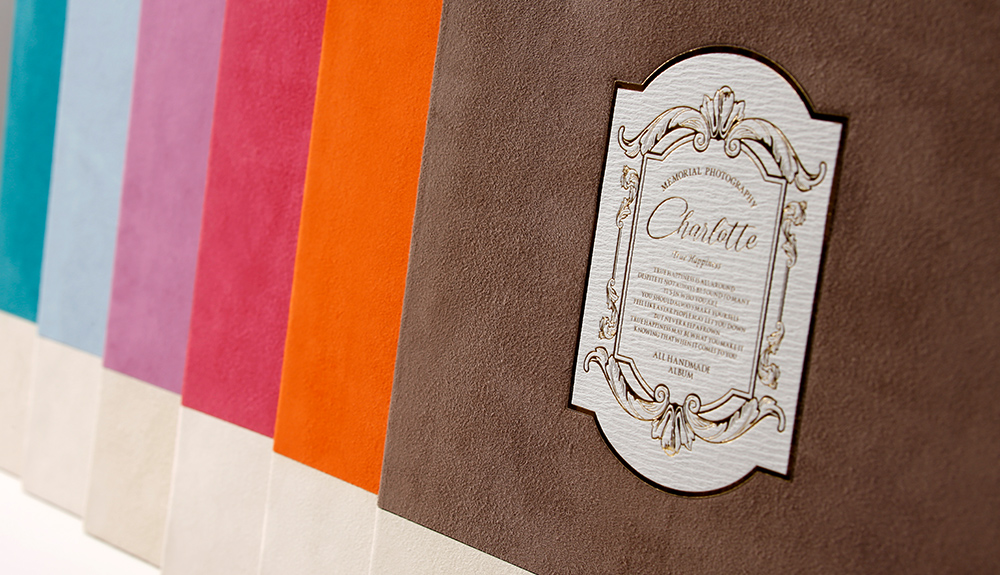 データ持ち込みでアルバム制作ができるウェディングアルバム、「天使のアルバム」シャルロットのイメージ画像