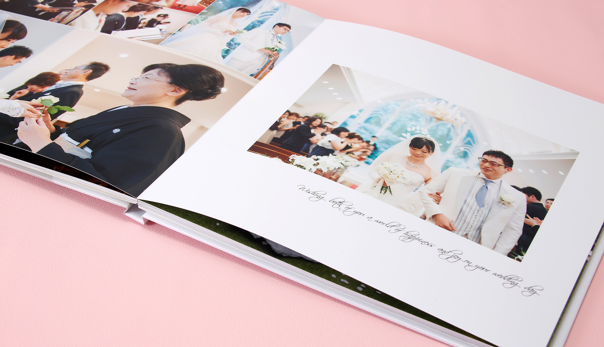 データ持ち込みでアルバム制作ができるウェディングアルバム、「天使のアルバム」フェリーチェのイメージ画像