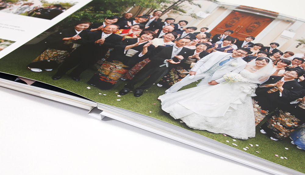 データ持ち込みでアルバム制作ができるウェディングアルバム、「天使のアルバム」ルチアのイメージ画像